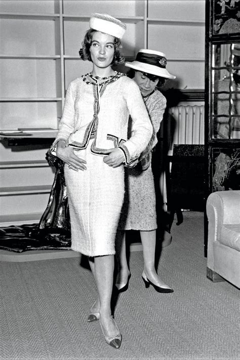 coco chanel fashion show 1960